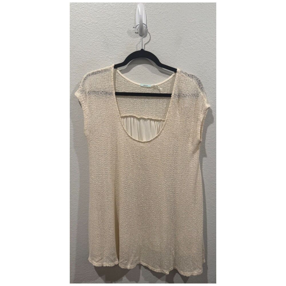 KIMCHI BLUE Ivory Short Sleeve Oversized Blouse